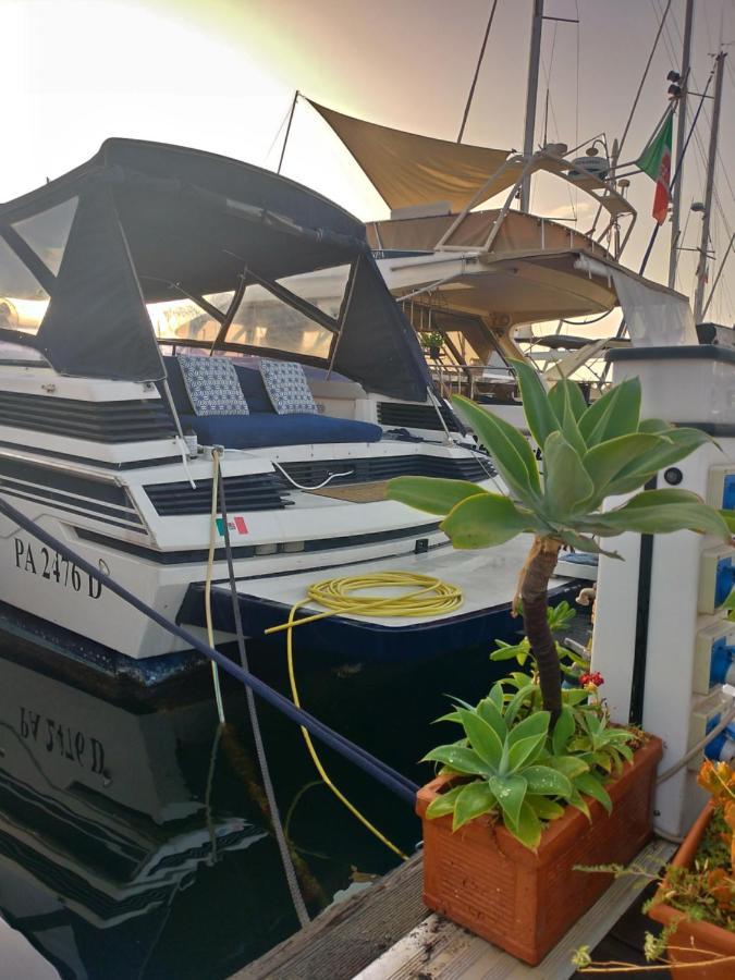 Desire Charming House Boat Hotel Palermo Buitenkant foto