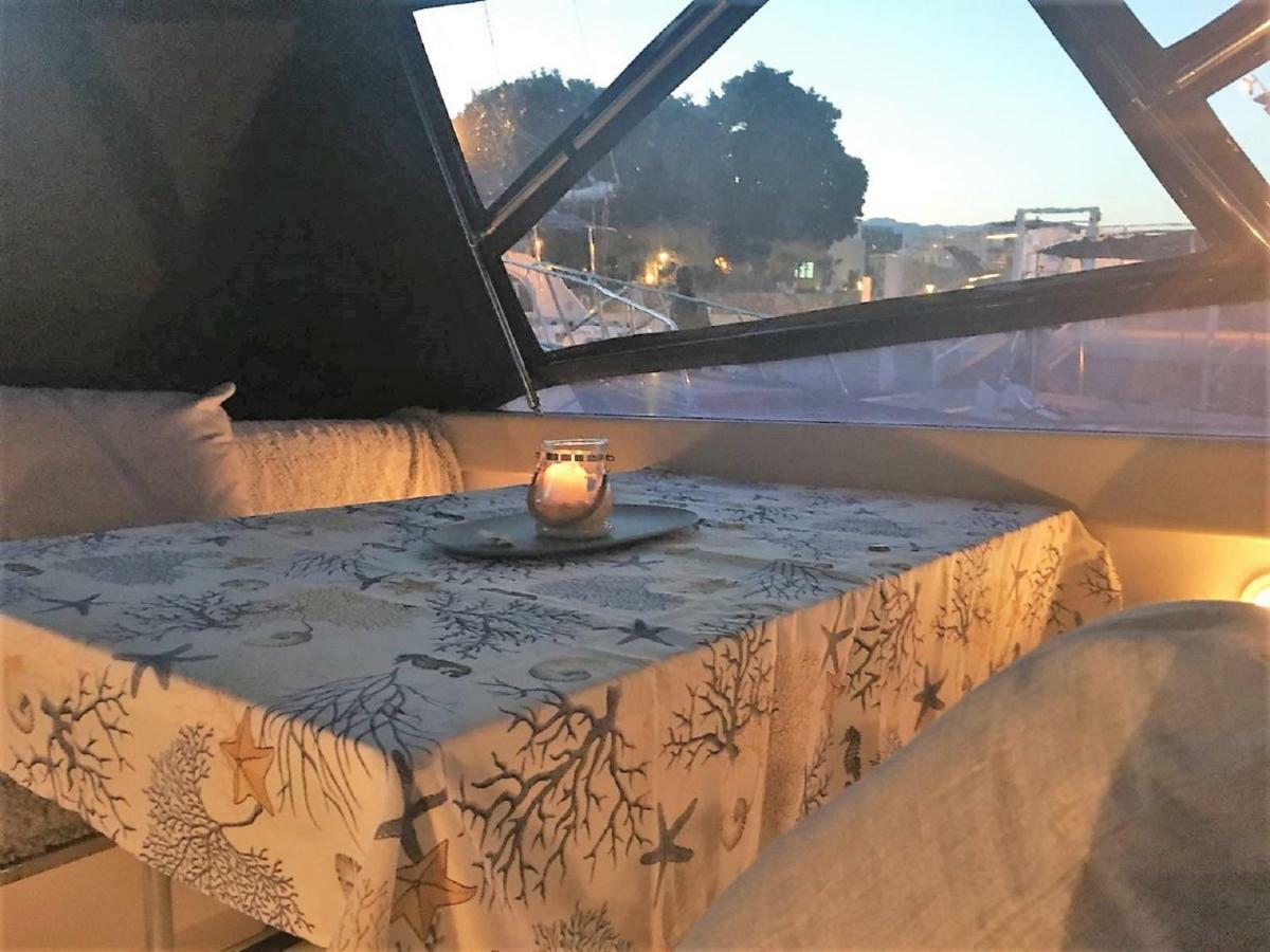 Desire Charming House Boat Hotel Palermo Buitenkant foto
